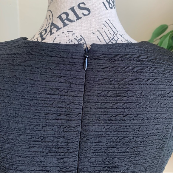 Karl Lagerfeld Pearl Button Textured A-Line Dress Black Sz 6 - Picture 10 of 16